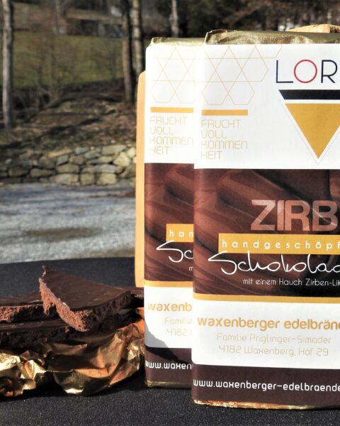 Schnapsschokolade Zirbe handgeschöpft 100g