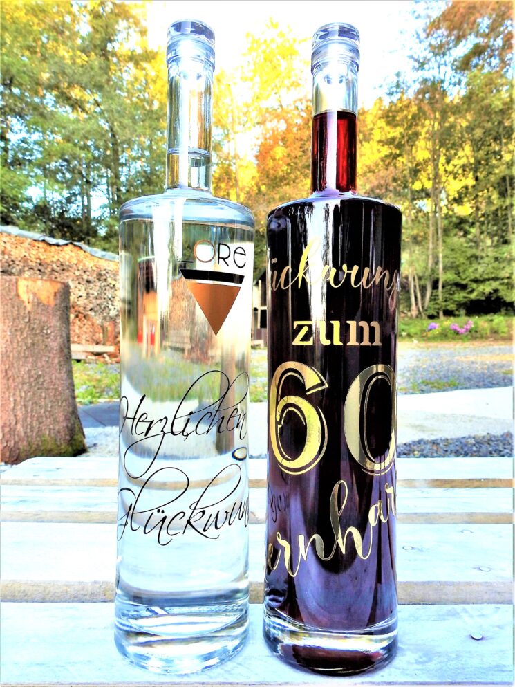 Magnum Geschenkflasche personalisiert