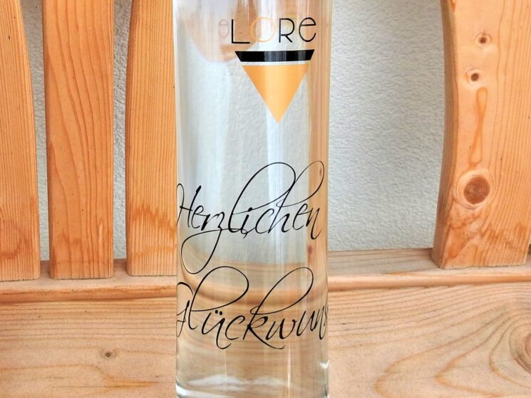 Magnum Geschenkflasche personalisiert